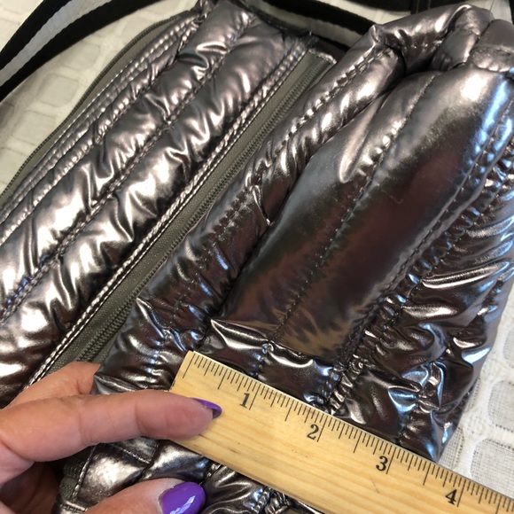 Silver cross body bag - Picture 9 of 10